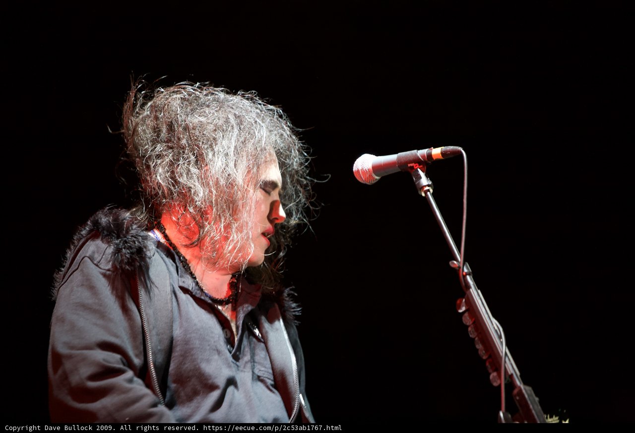 The Cure Electrifies the Crowd at Coachella 2009