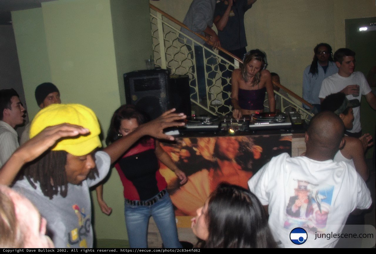 Nightclub Groove