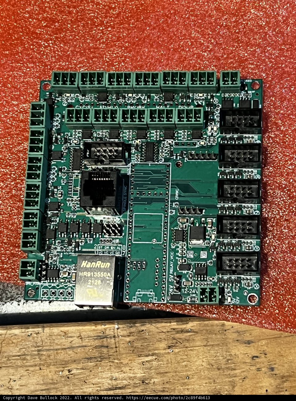 Cutting-Edge Scoreboard