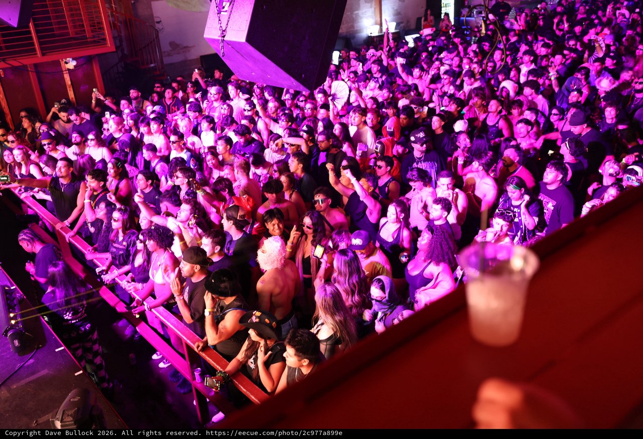 Massive Indoor Crowd Packed at Wobbleland 2026