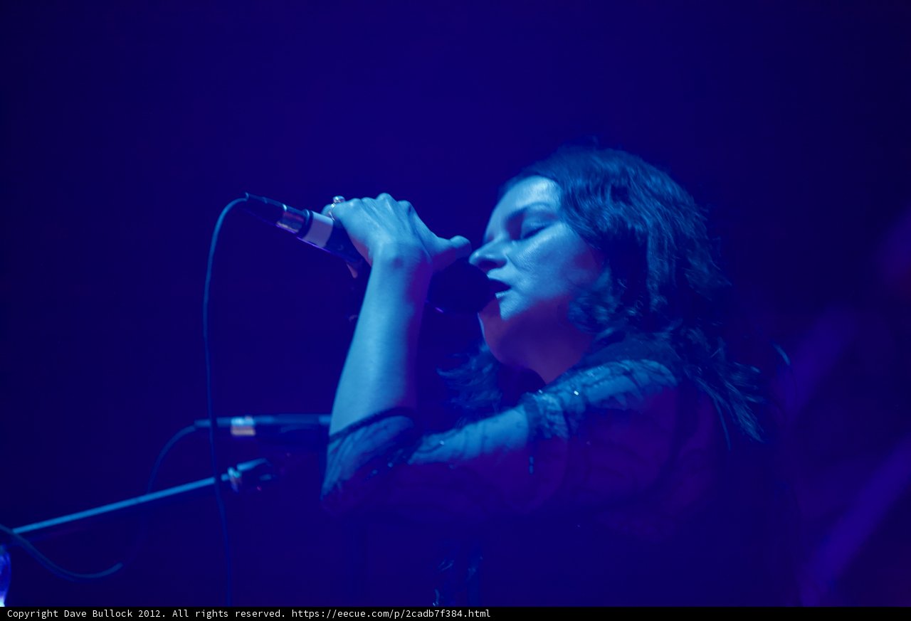 Hope Sandoval lights up Coachella with her soulful performance