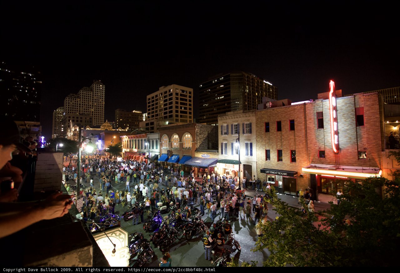 Night Life in the Metropolis