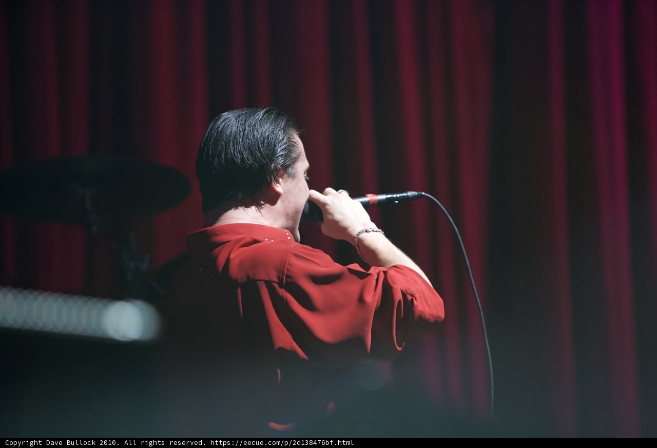 Man in Red Shirt Belts Out Tunes on Coachella Stage