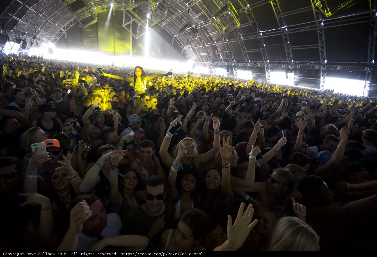 Crowd Goes Wild at Coachella 2016