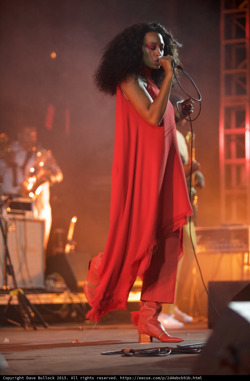 Solange Full Body Red Outfit Scaffolding Band Orange Haze