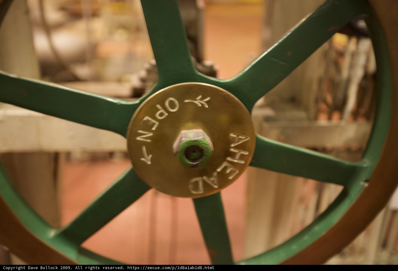 Green and White Spoke Wheel