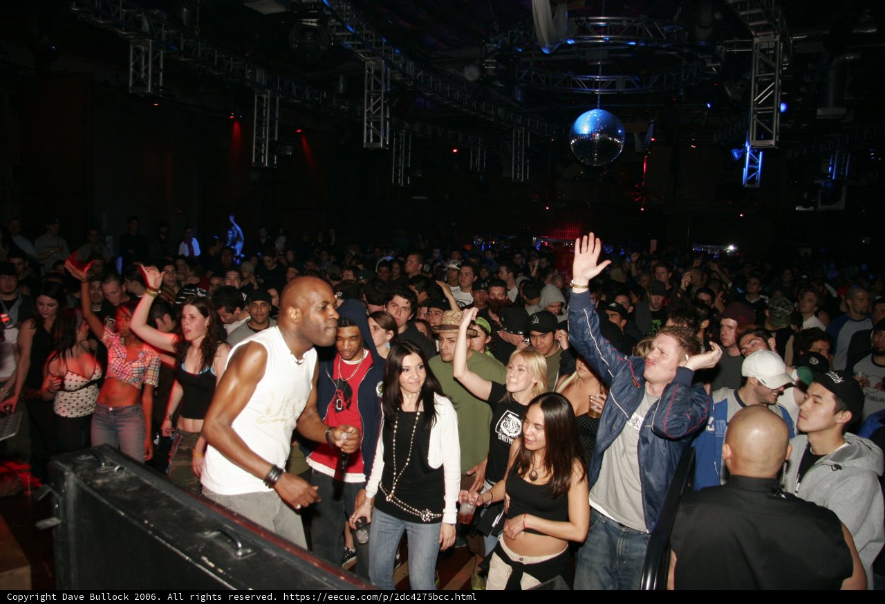 Urban Nightlife at Viram Funktion Concert