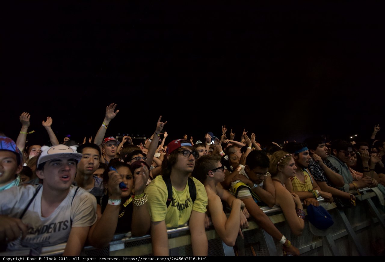 Hands up at Ama Lou's electric concert under the night sky