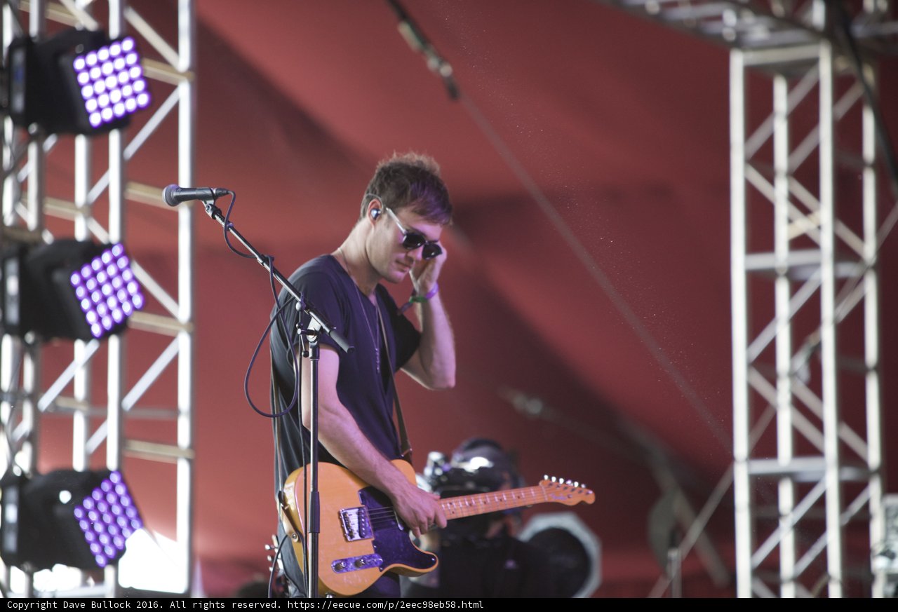 Guitarist in the Spotlight