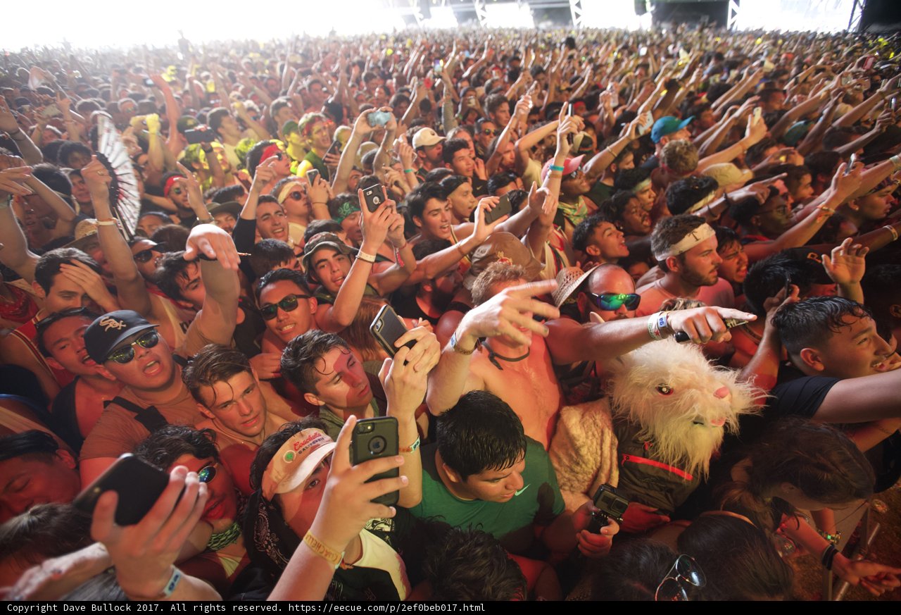 Hands Up for the Music