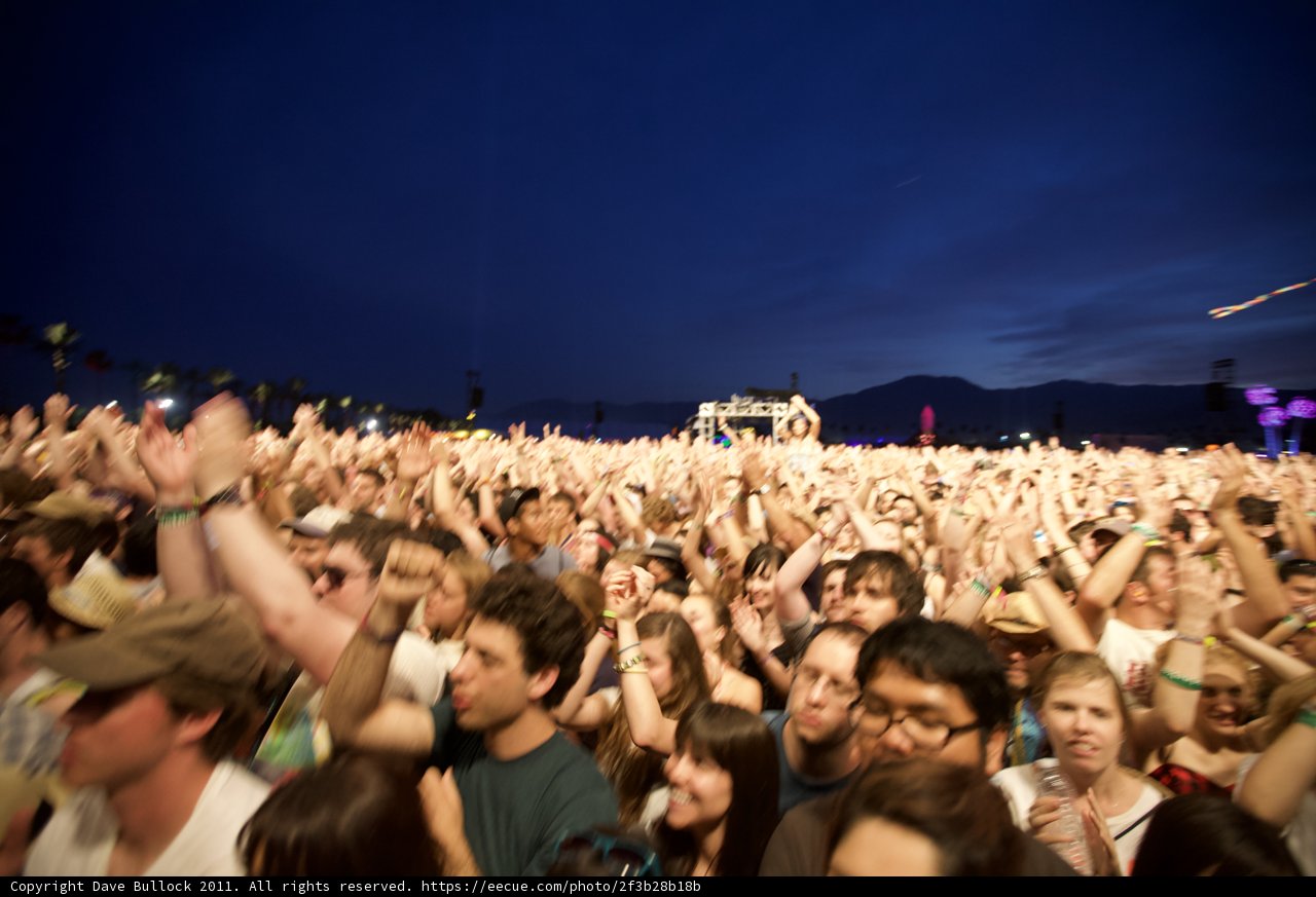 Coachella 2011 Crowd Soars