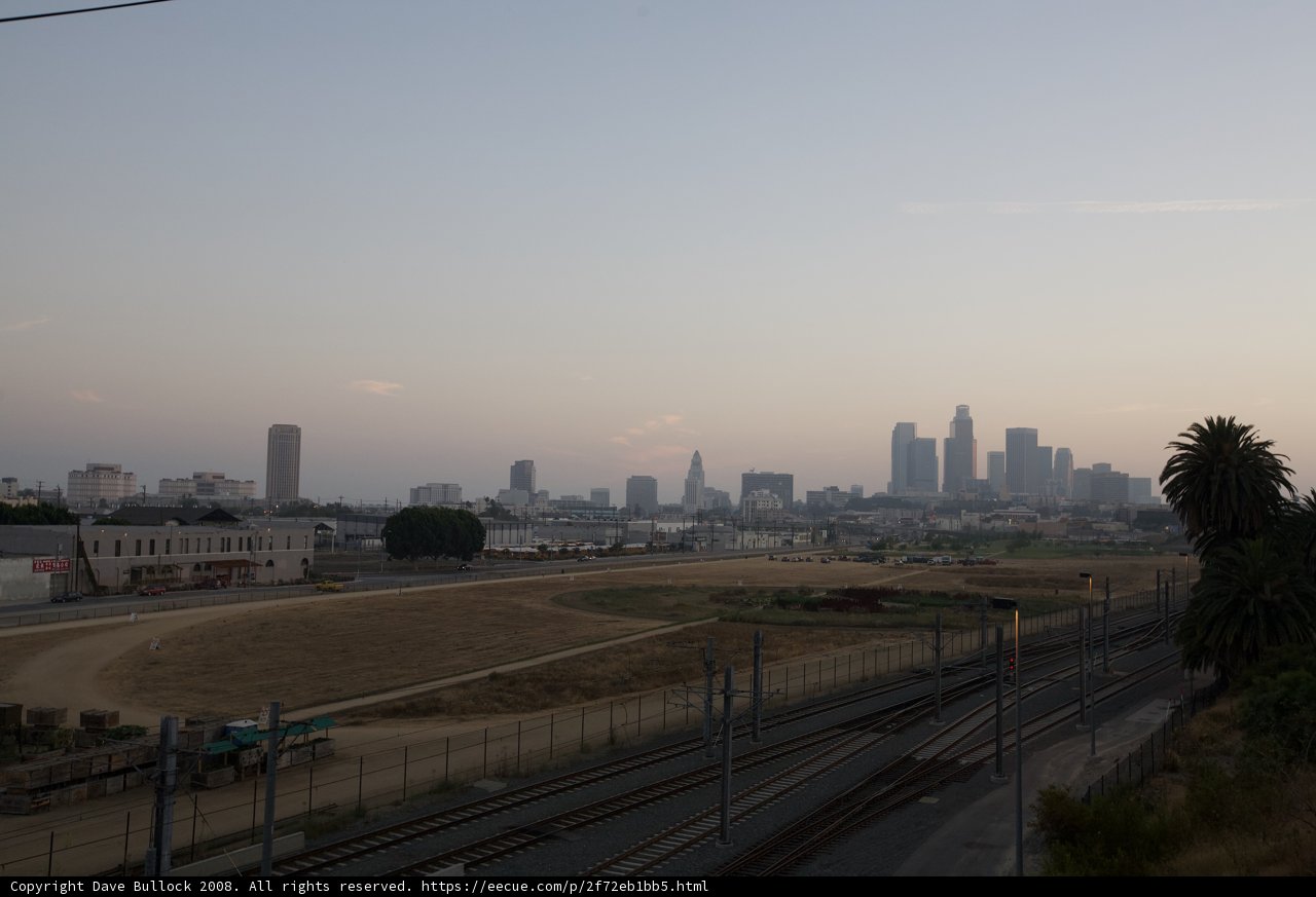 The Metropolis on the Tracks