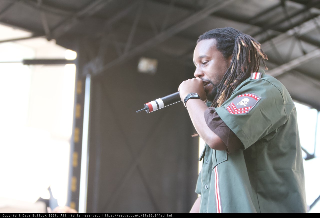 Solo Performance by Entertaining Singer with Dreadlocks