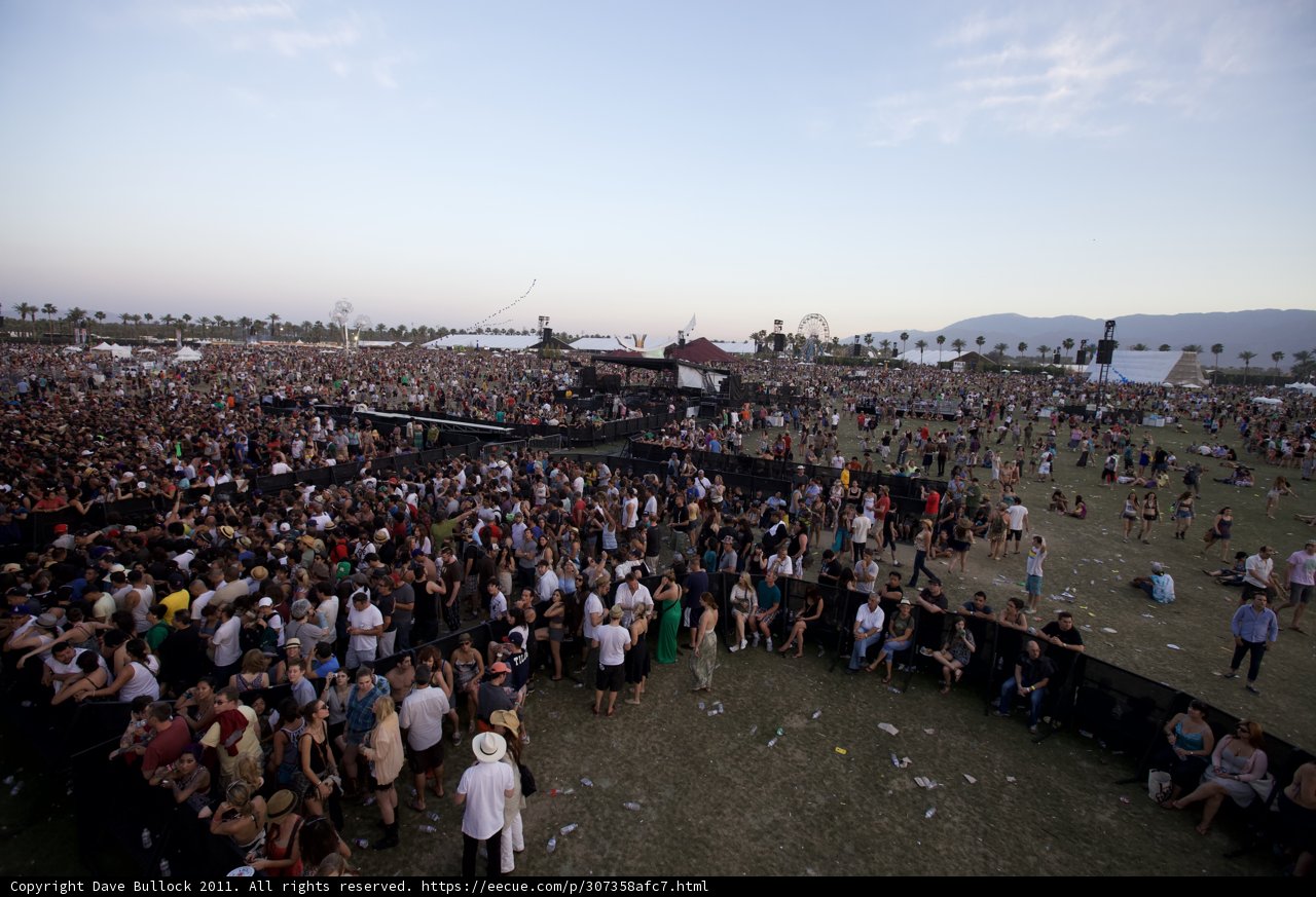 Coachella 2011 Crowd Goes Wild