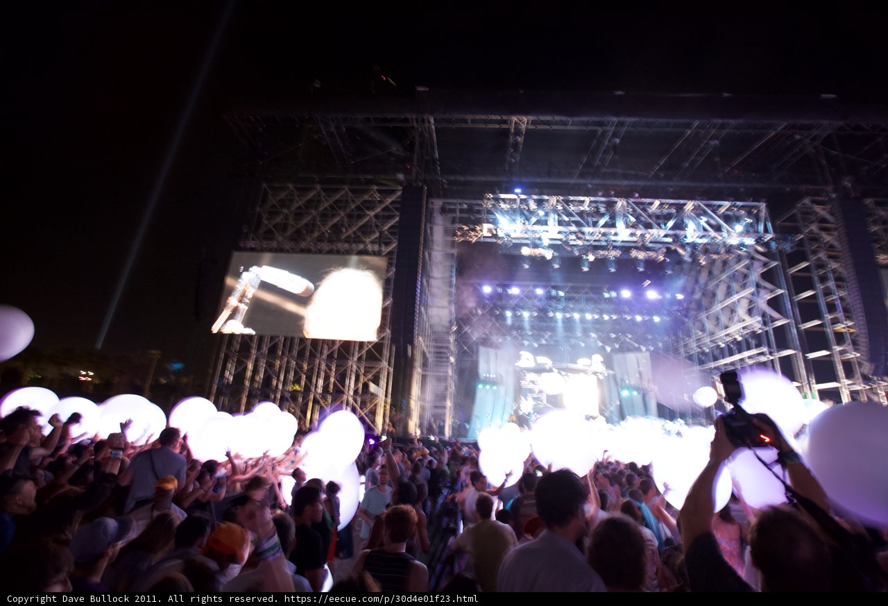 Balloons Over the Crowd