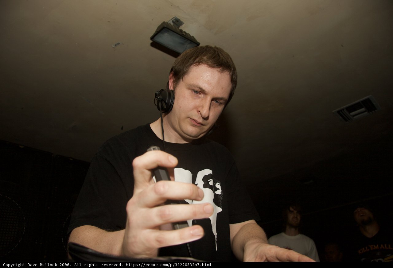 Groove Master: Jamming Out on the DJ Mixer