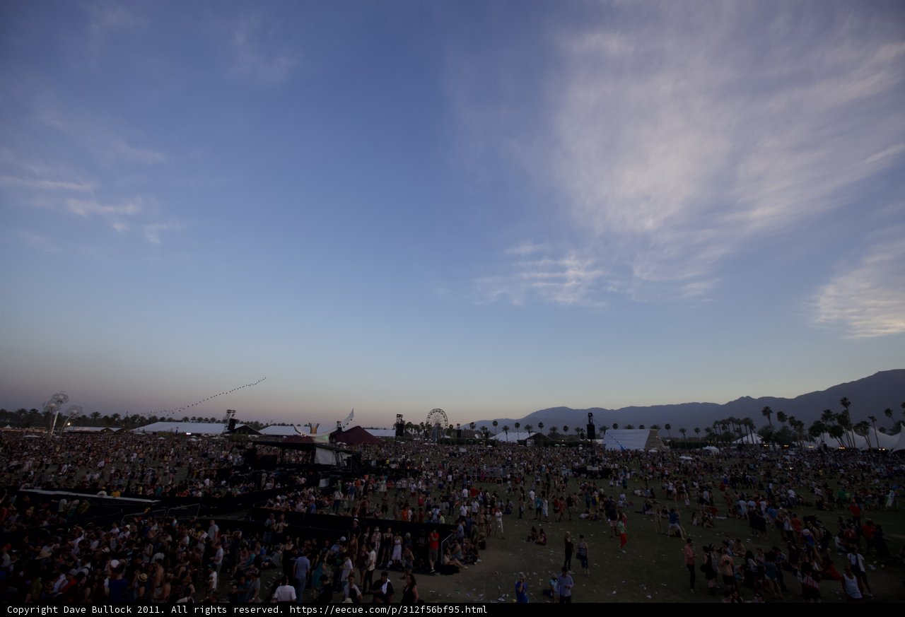 A Sea of Music Lovers at Coachella 2011