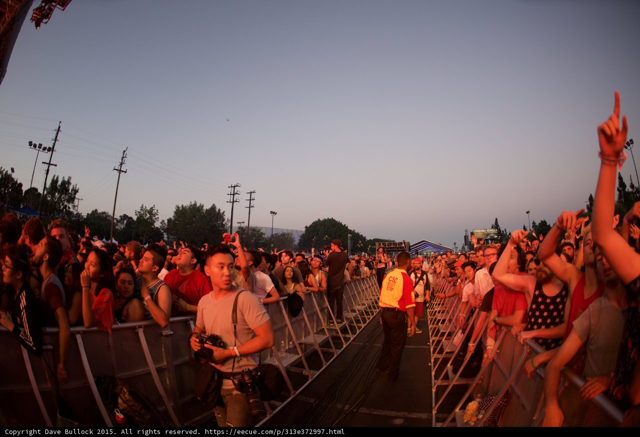 Photo Pit and Crowd View