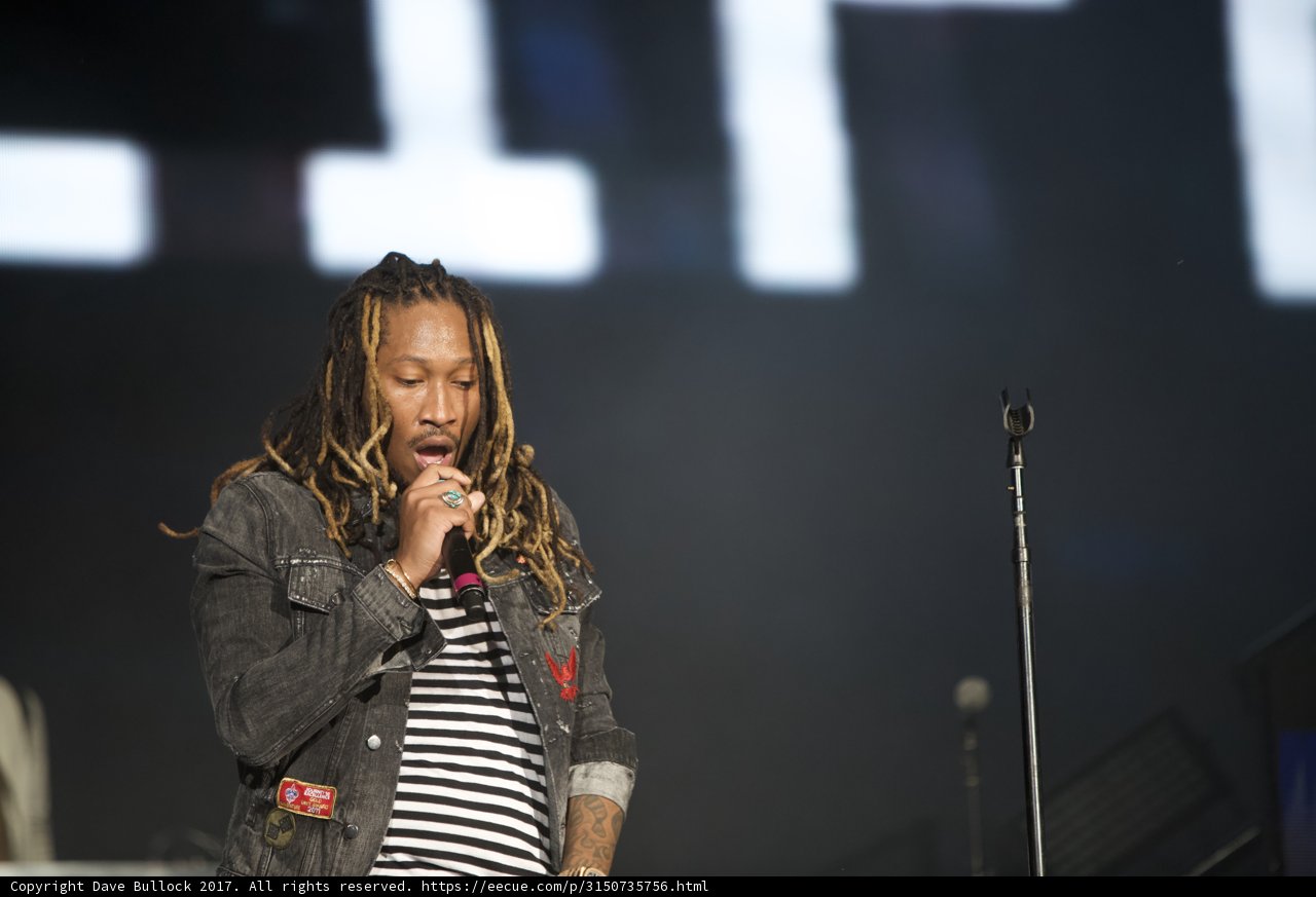 Solo Performance at Coachella