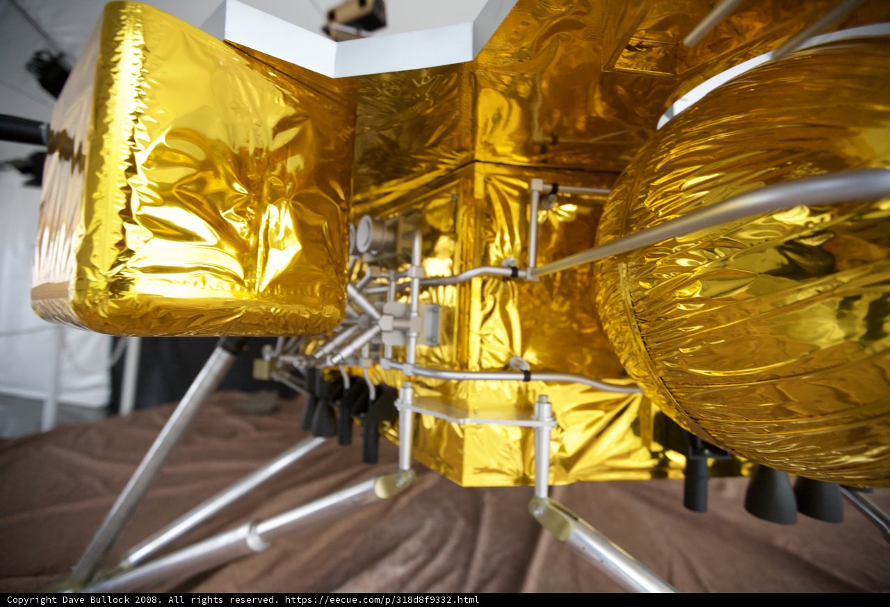 Close Up of Gold Antenna on JPL Mars Lander