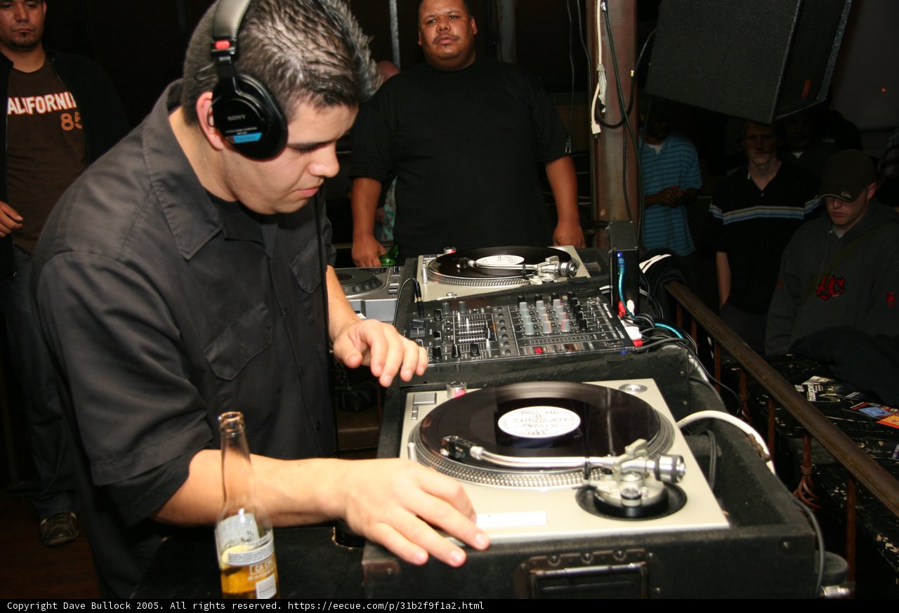 Groovin' to the Beat
