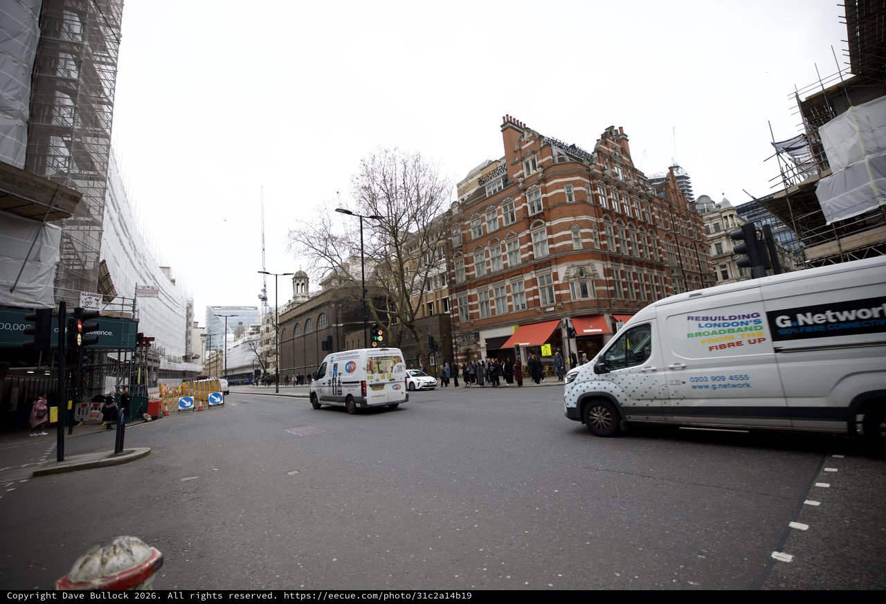 Victorian Architecture and Urban Construction in London