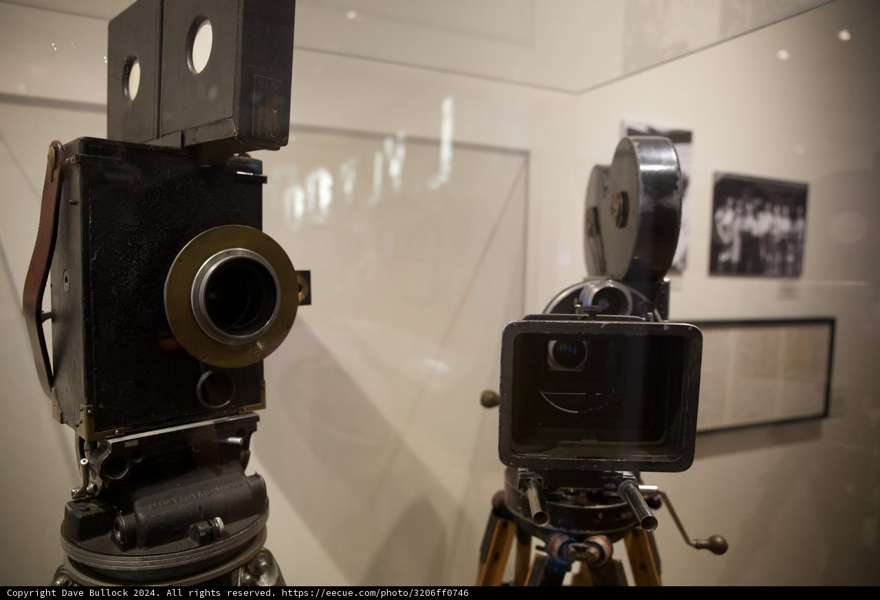 Vintage Cameras in Focus