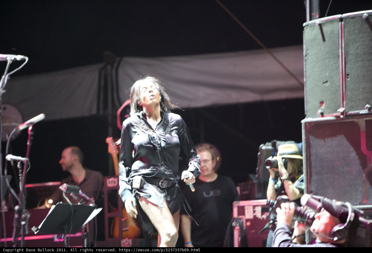 Spotlight on the Soulful Songstress