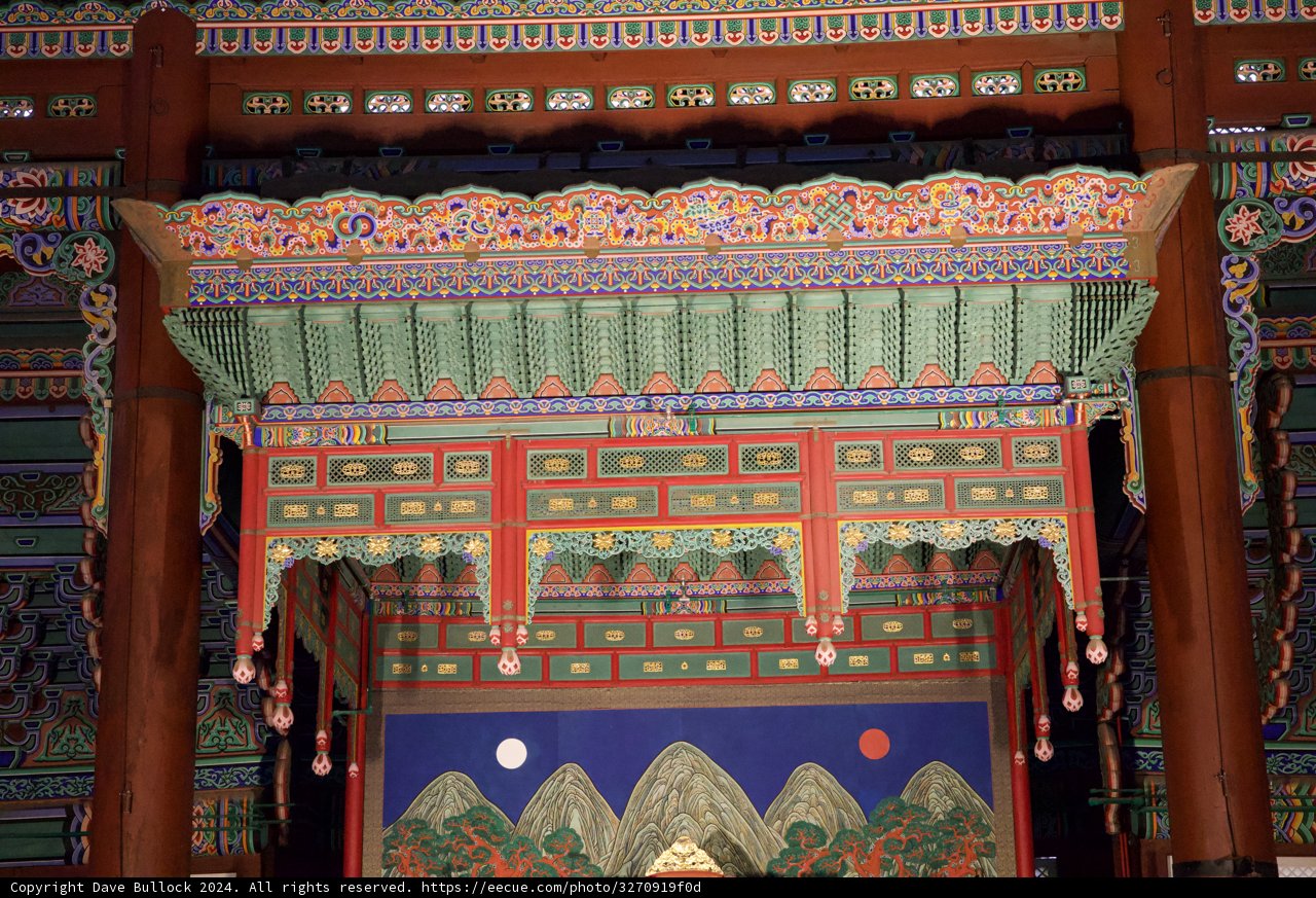 Majestic Korean Architecture Amidst Evening Ambiance