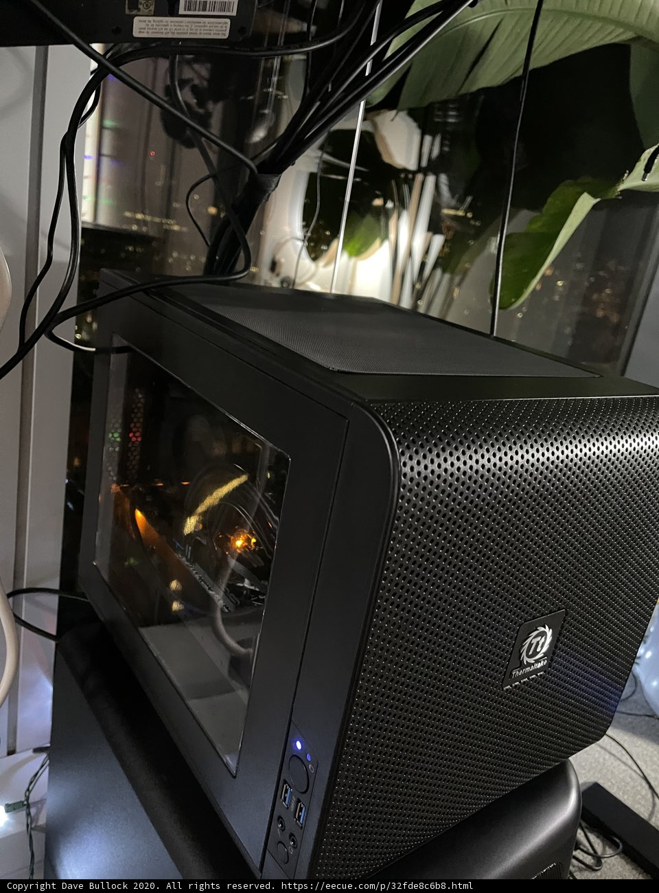 A Green Peek into an Electronic World