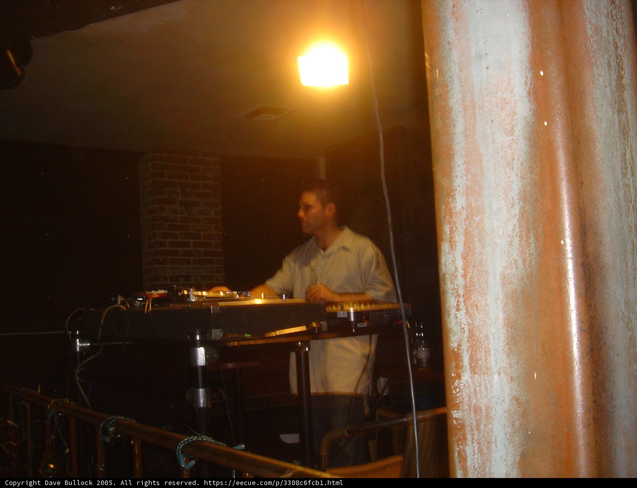 Dark Room DJ