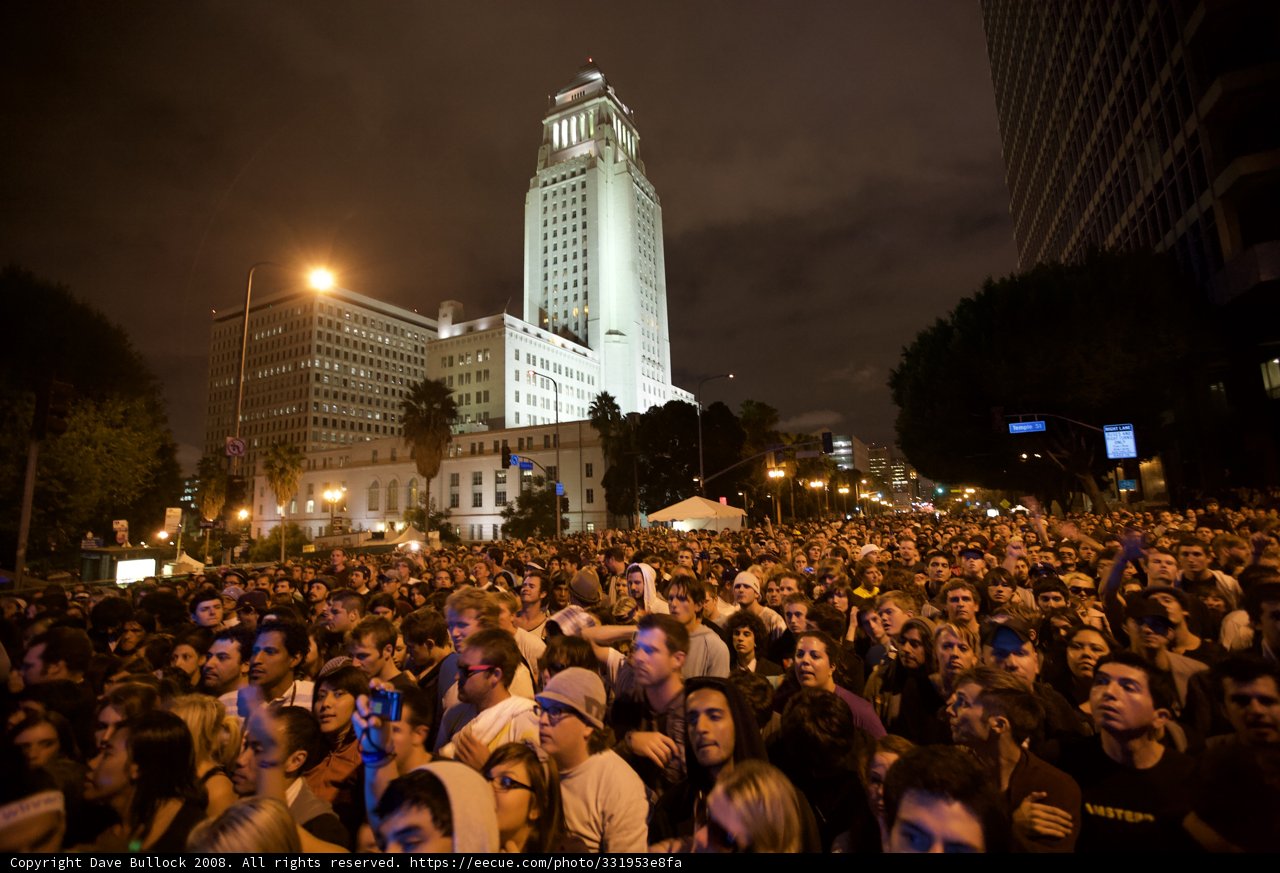 Nightlife in Metropolis