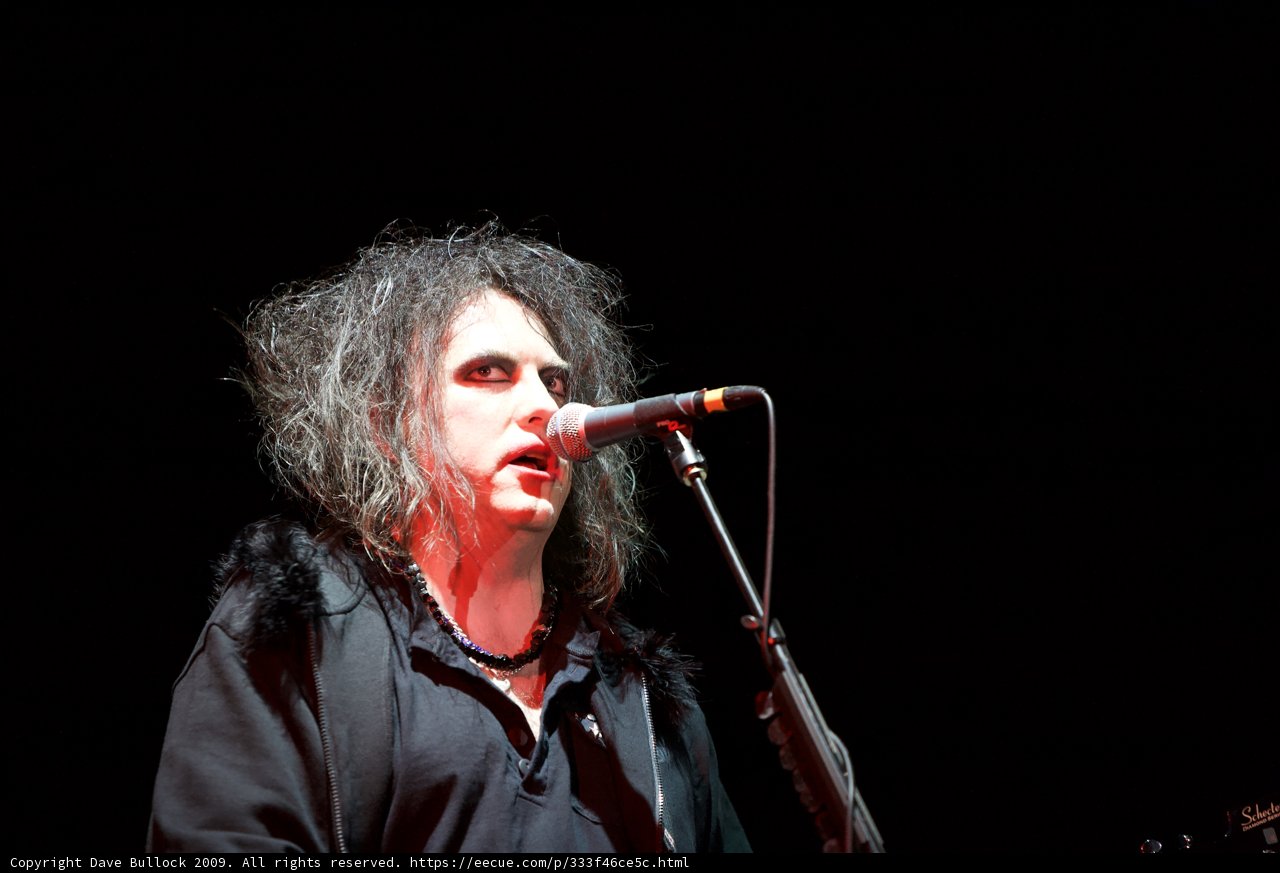 The Cure's Robert Smith Rocks London's O2 Arena