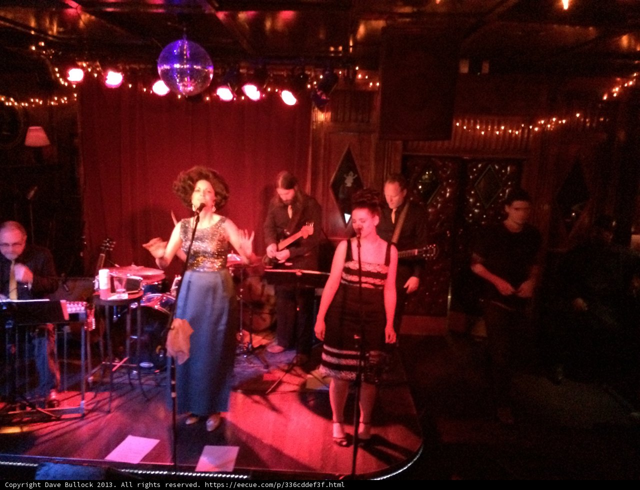Urban Club Night: Live Performance
