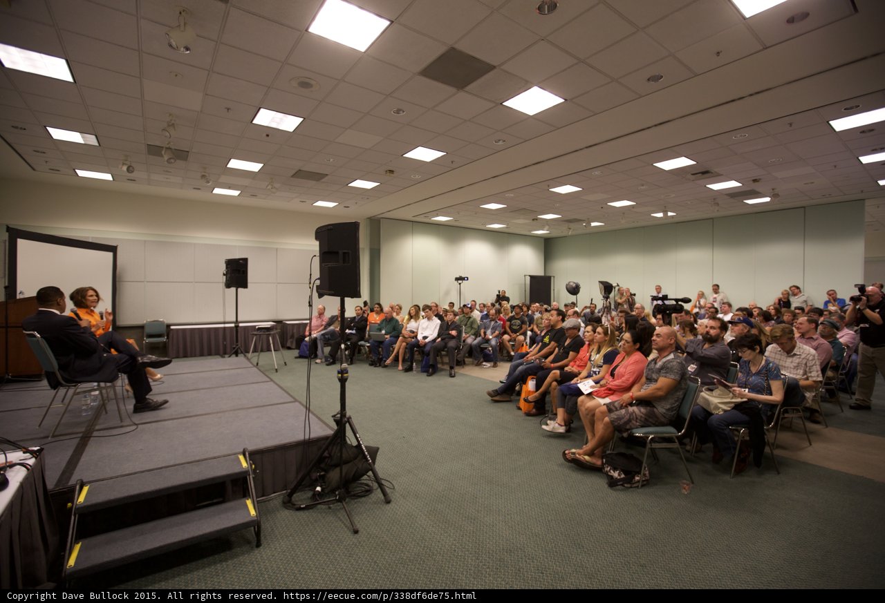Politicon Conference Brings Together Top Speakers and Crowds