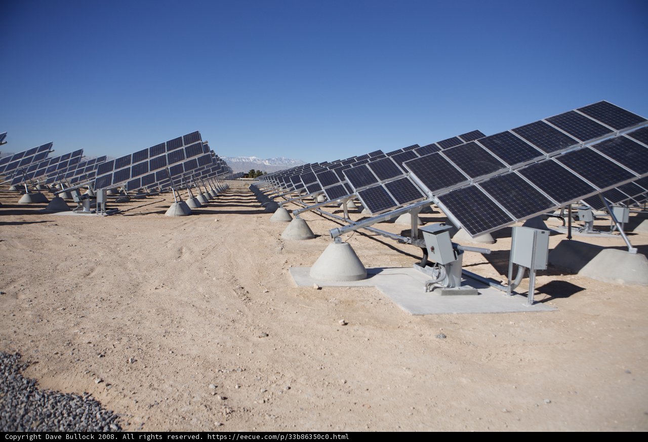 Harnessing the Sun's Power in the Desert