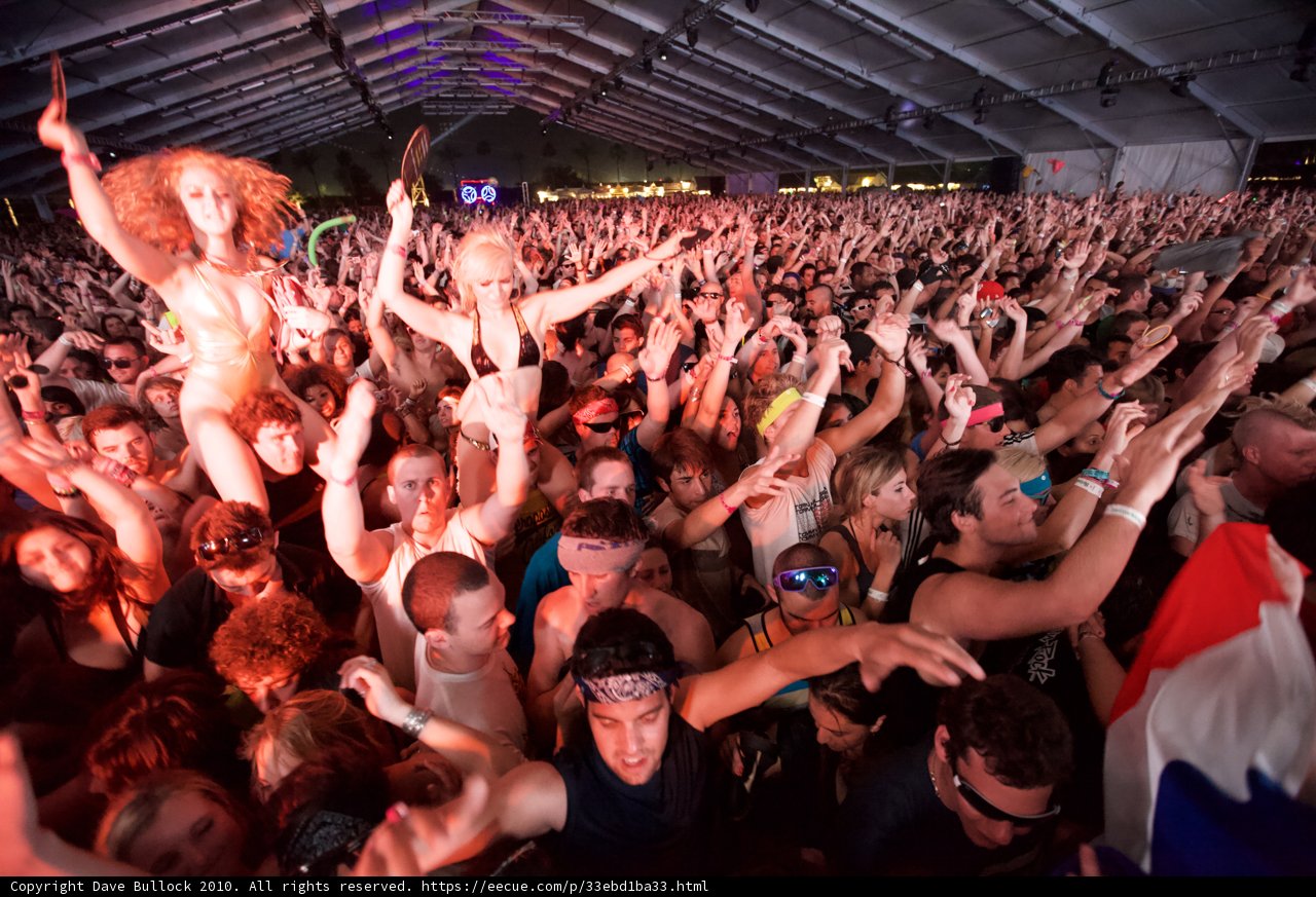 Coachella 2010: A Nightlife Concert with a Fun Crowd
