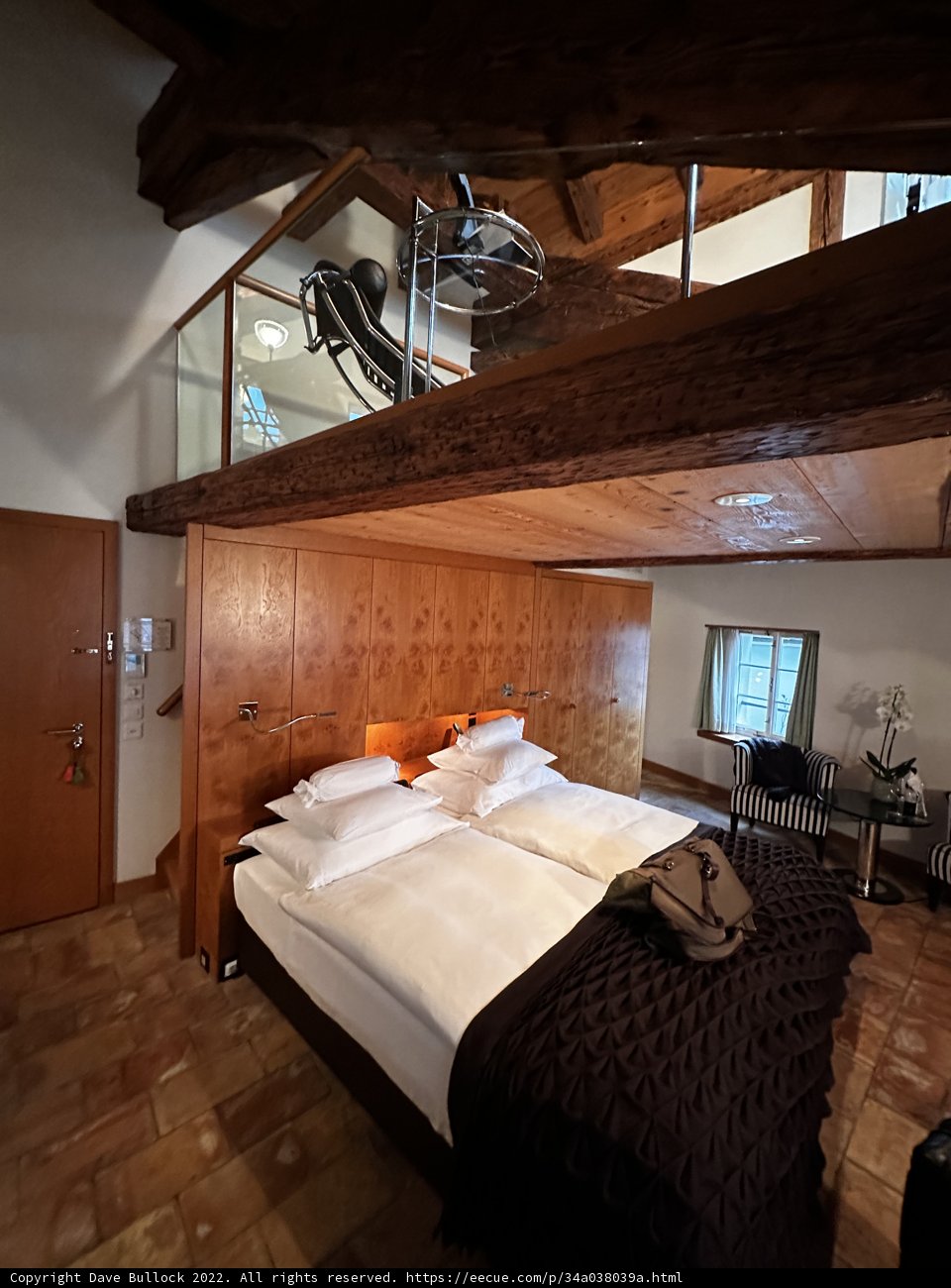 Wooden Elegance in Zurich