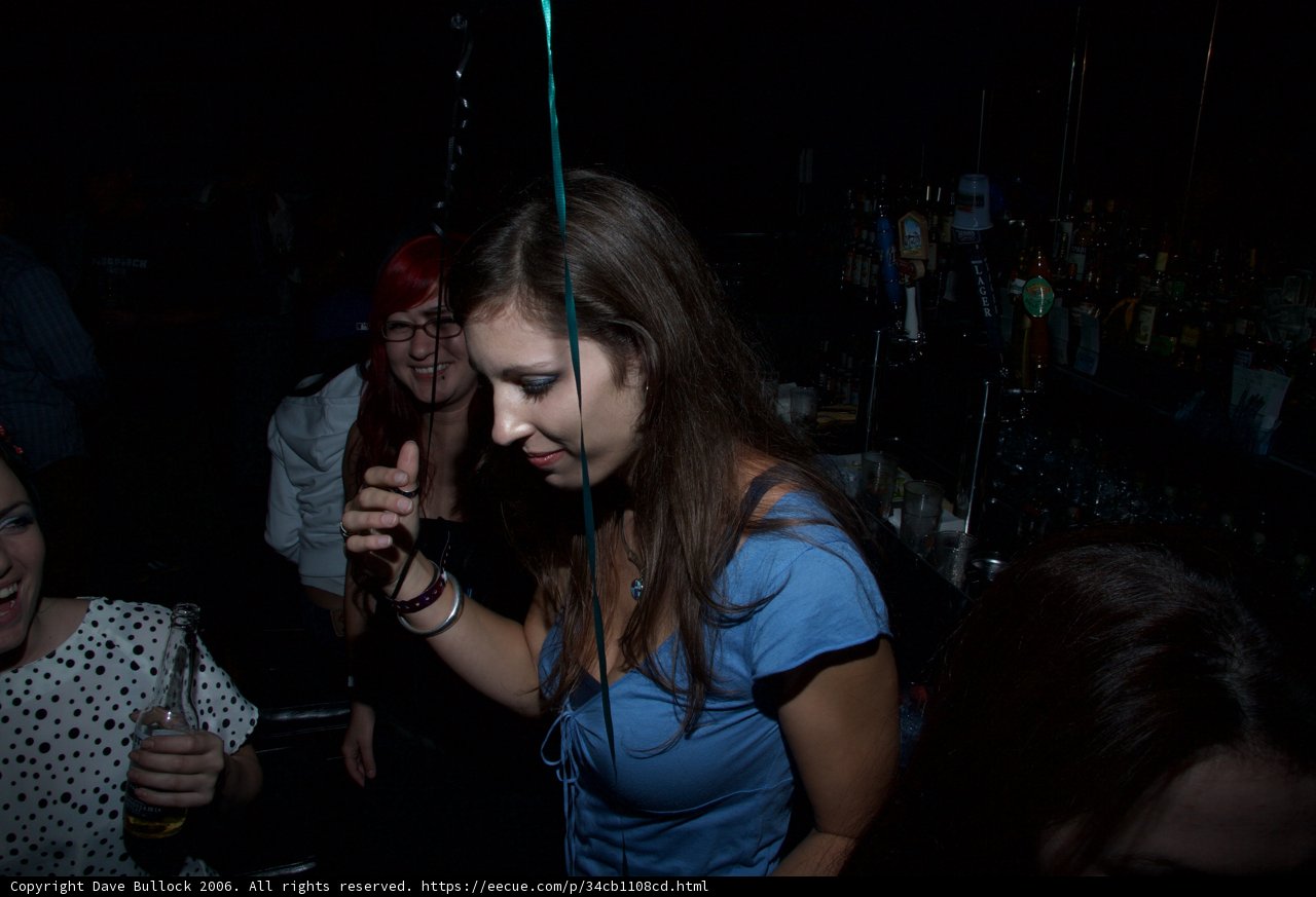 Green String Nightclub Hold