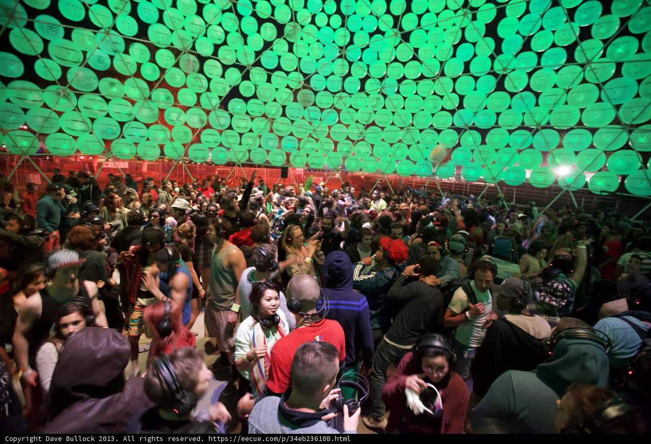 Green Light Crowd at Coachella