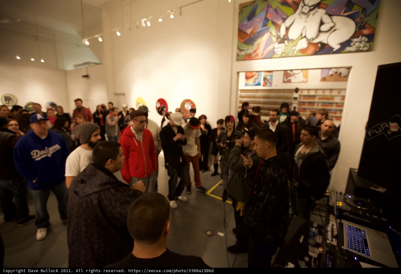 Plata Wine Party Crowd Gets Pumped