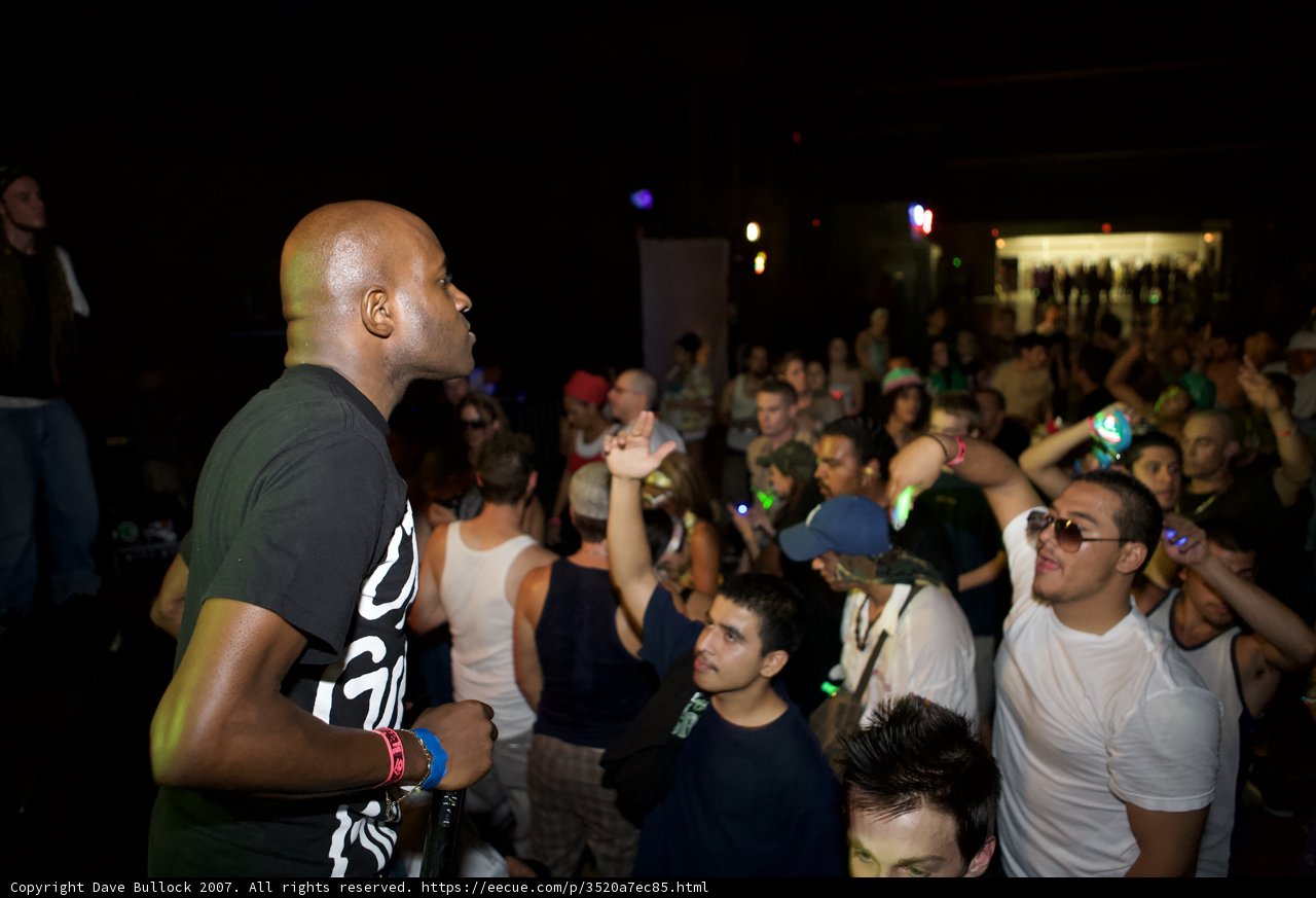 Groovy Nightclub Performance