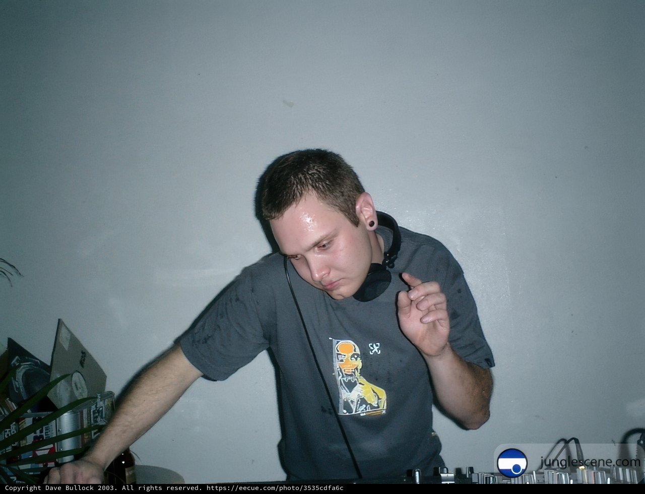Old-School DJ Set