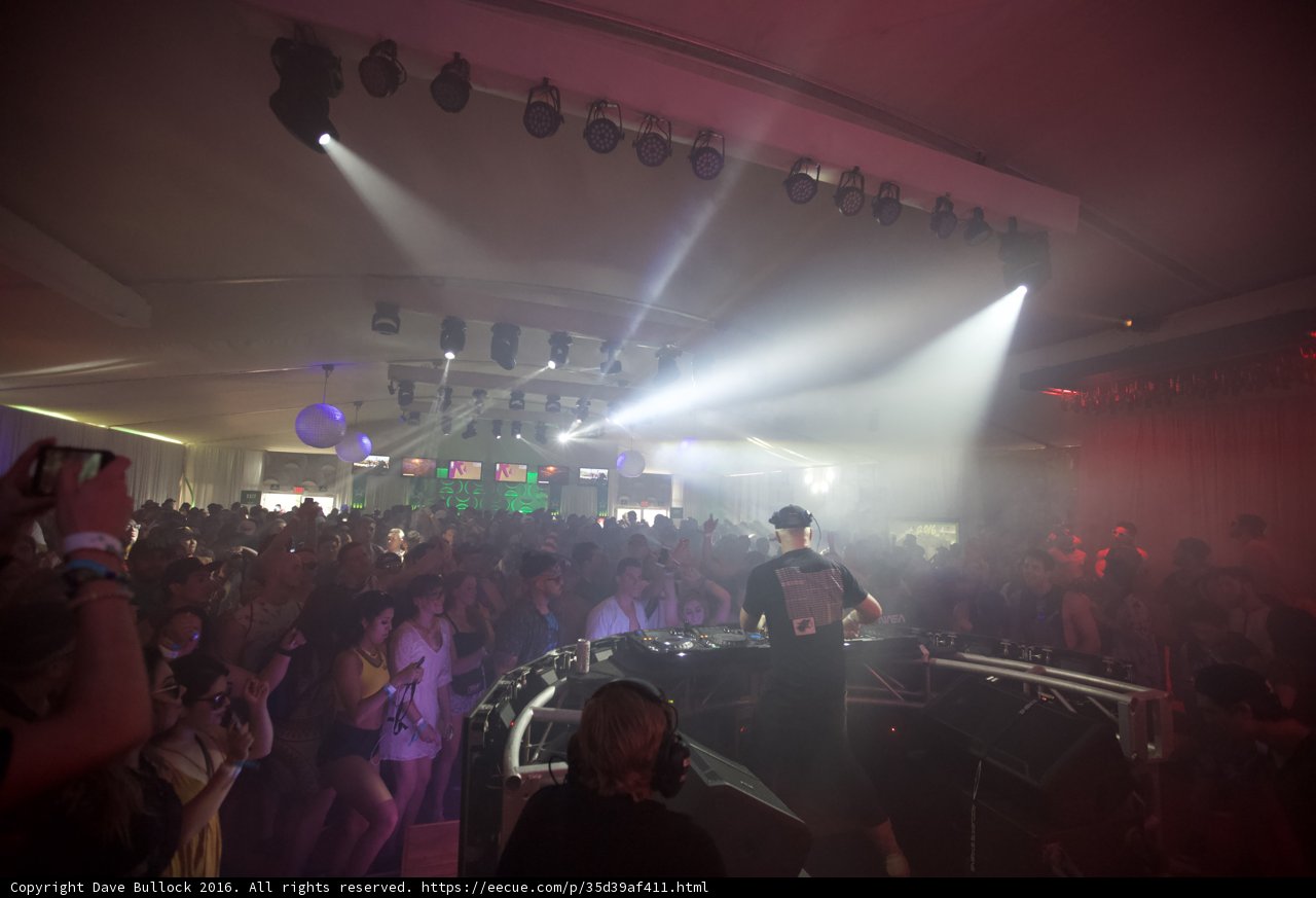 Urban Club Performance