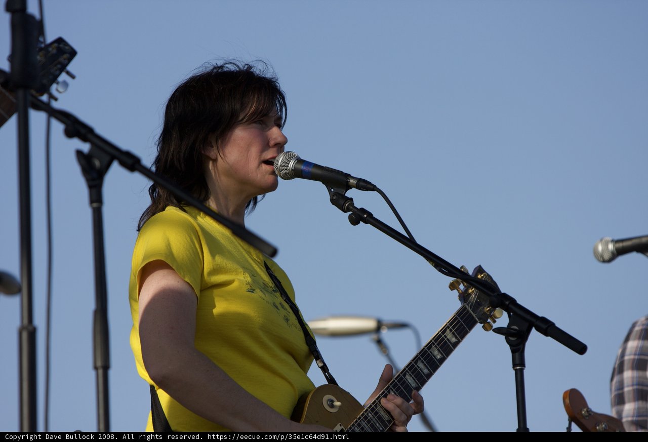Kim Deal's Solo Performance at Coachella
