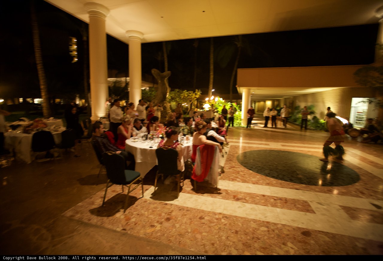 Dining at the Hotel Lobby