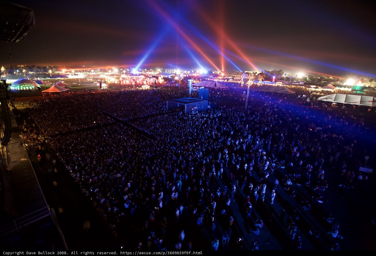 Lights Up at Coachella 2008