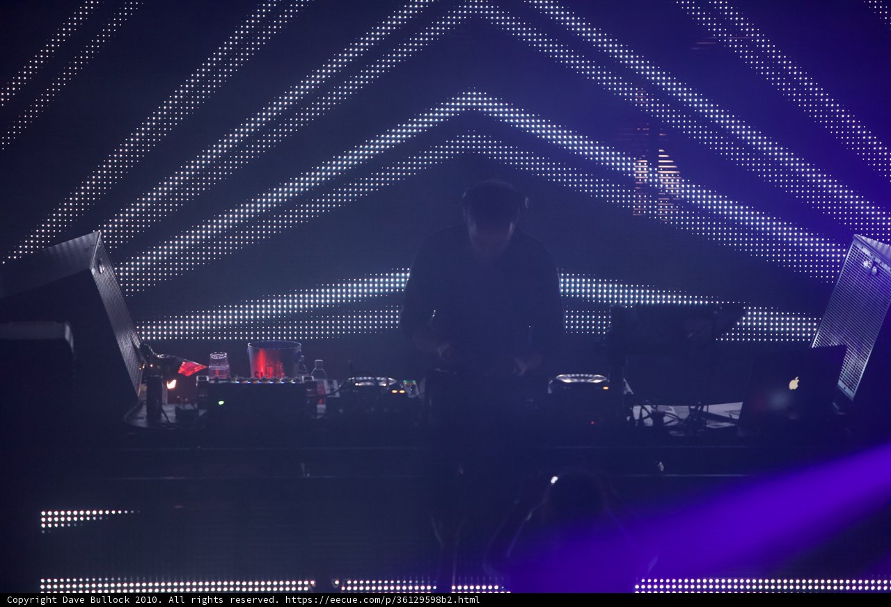 Sasha Rocks the Stage with DJ Set Up