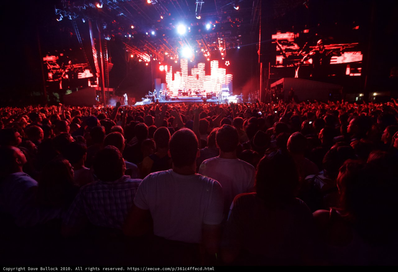 Red Spotlight Rockout