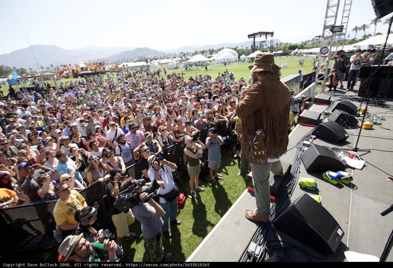 Captivating Performance at Coachella 2008